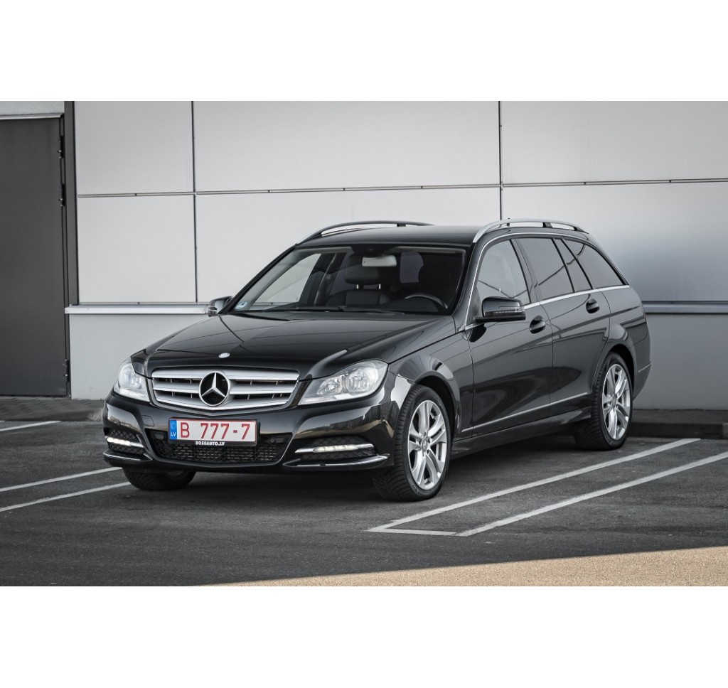 Mercedes-Benz C220