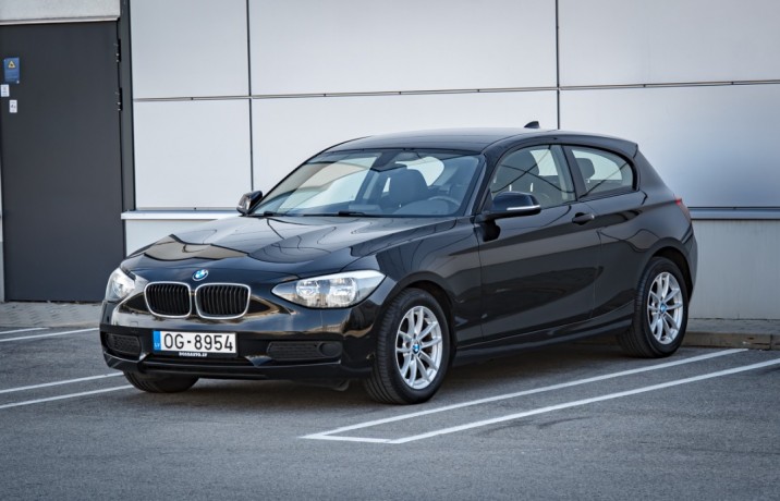 BMW 118