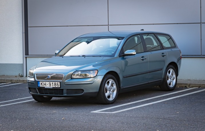 Volvo V50