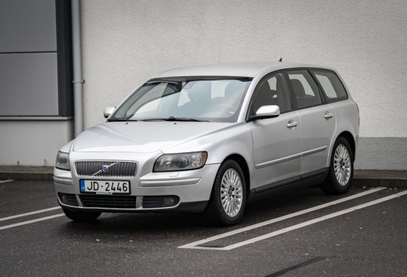 Volvo V50