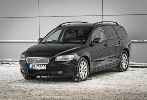 Volvo V50