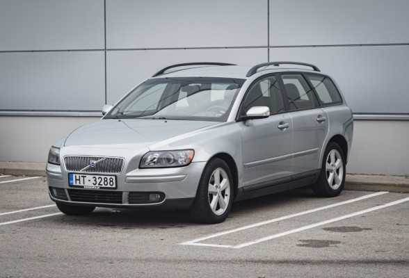 Volvo V50