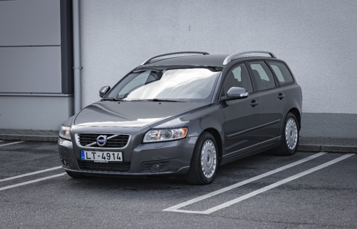 Volvo V50