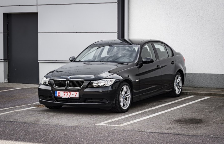 BMW 320