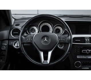 Mercedes-Benz C220
