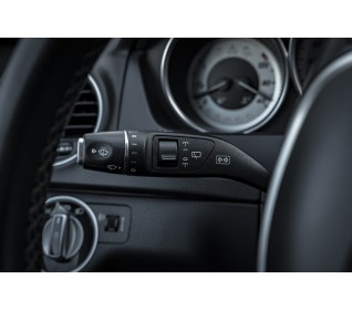 Mercedes-Benz C220
