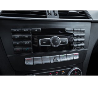 Mercedes-Benz C220