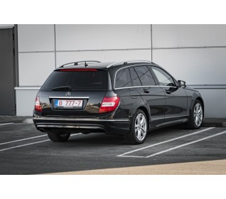Mercedes-Benz C220