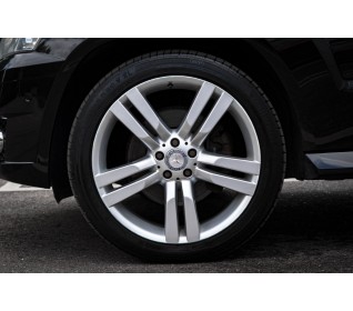 Mercedes-Benz GLK320