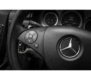 Mercedes-Benz GLK320