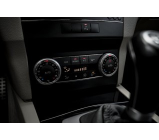 Mercedes-Benz GLK320