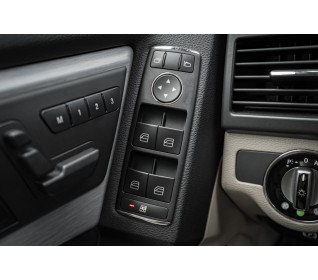 Mercedes-Benz GLK320